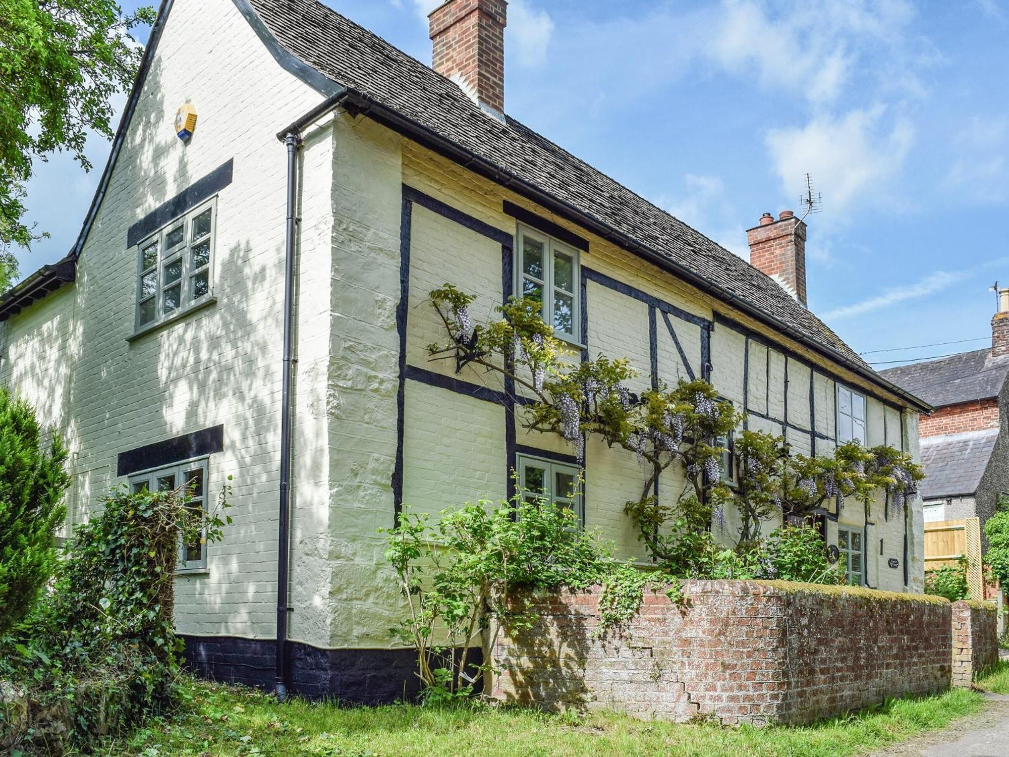 Wayside Cottage Adstock Экстерьер фото